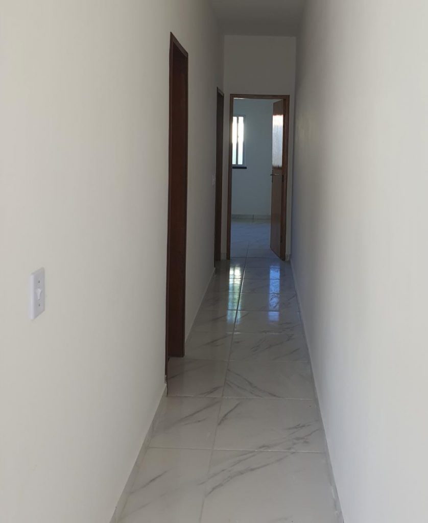 Belíssima casa com 02 quartos à venda em Pedras – a poucos minutos de Messejana-Fortaleza!
