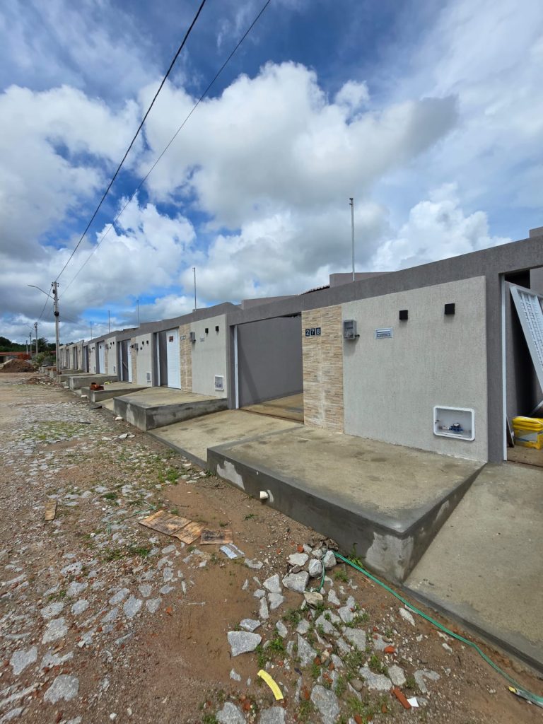 Casas com 02 quartos DOCUMENTAÇÃO GRÁTIS